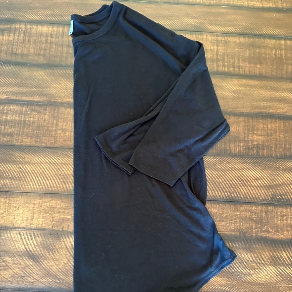 Old navy maternity activewear black long sleeve size small